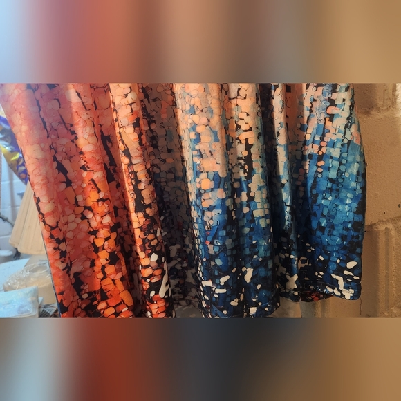 Abstract Patterned Dress - Picture 2 of 4